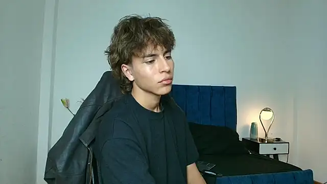 Chat +18 de Blake_Parker ao vivo