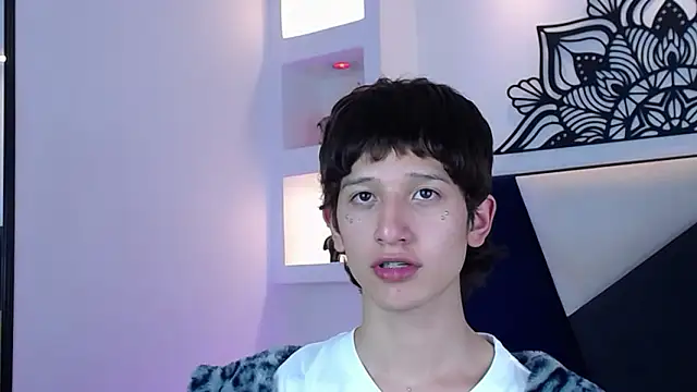 Emo_Boy_ élő XXX-chatje