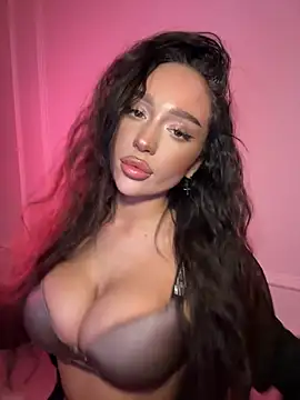 CardiSweetBaby's Live XXX Chat