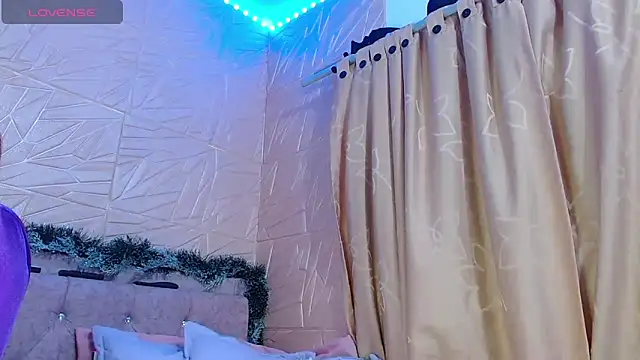 Онлайн чат XXX kendallsweet7