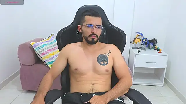 Massimoo_07のライブXXXチャット