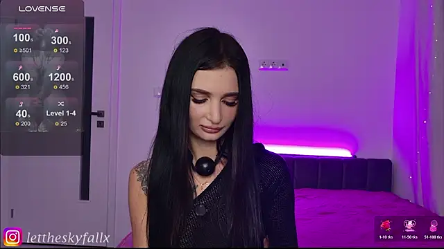 lettheskyfallx élő XXX-chatje