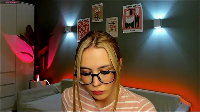 Онлайн чат XXX Aurelia_Voss