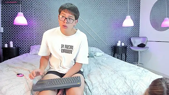 Evie_demn élő XXX-chatje