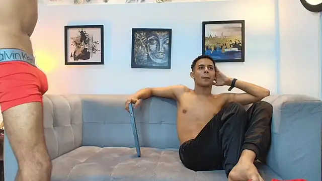 Sexy_boys_hell2のライブXXXチャット