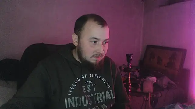 BIG-COCK-OMGのライブXXXチャット