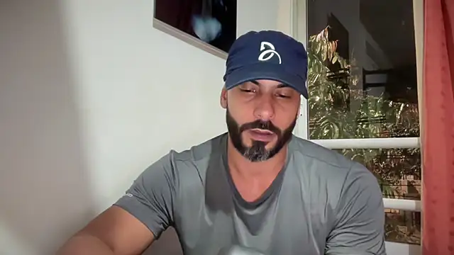 romeolovedarkのライブXXXチャット