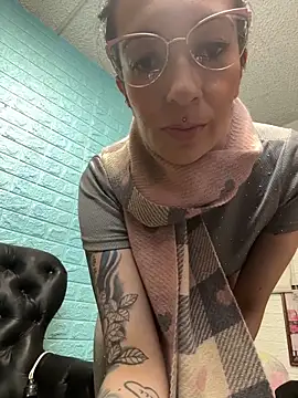 Živý XXX chat SALOME_KORLAND