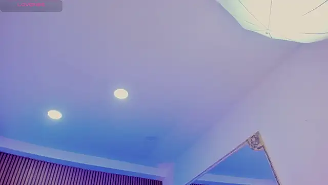 SelenaStonne 现场XXX聊天