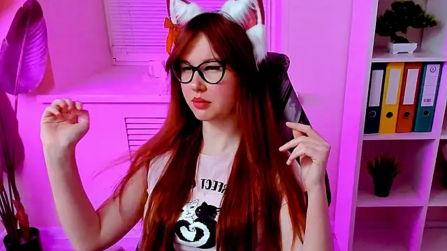 CarolGiggly's Live XXX Chat