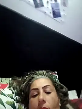 maynor_1998: διαδικτυακό σόου στην κάμερα