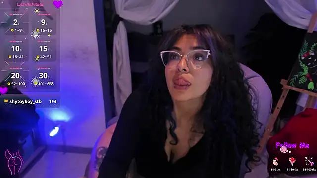 witchviolet 现场XXX聊天