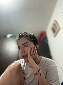 Živý XXX chat Cloew_Marz