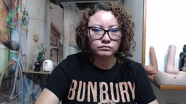 curly_greeneyed 现场XXX聊天