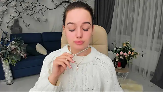 MiracleCurly Live XXX Chat