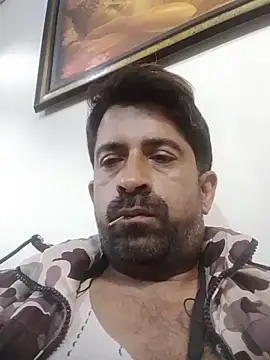 XXX chat uživo modela XxX_KING30