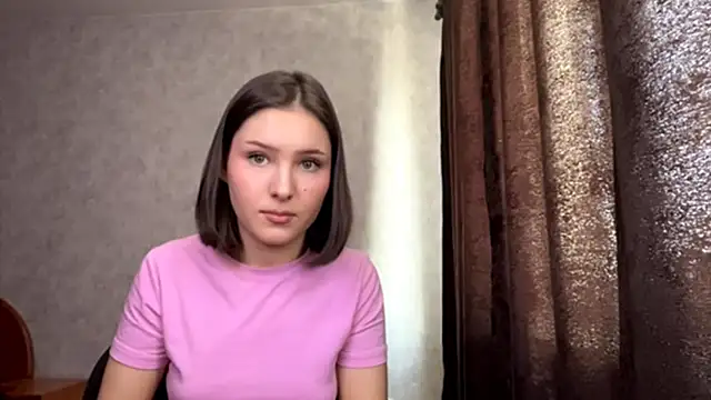 دردشة FoxieFlare الجنسية المباشرة