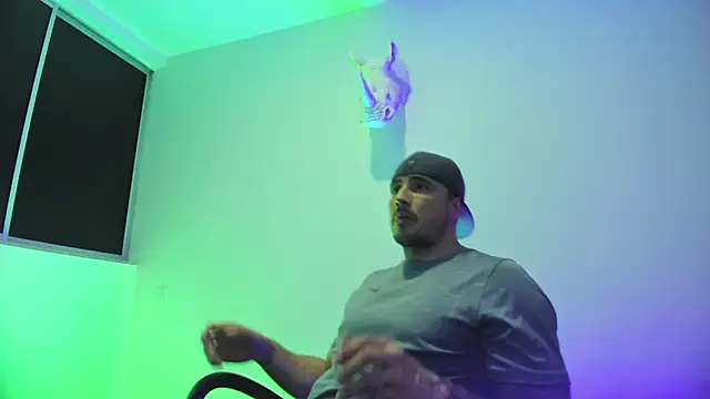 Dagoti: онлайн-секс-чат