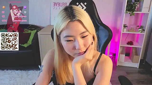 Онлайн чат XXX Aisi_18