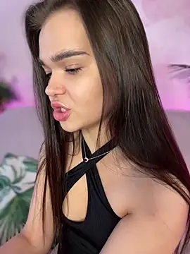 Онлайн чат XXX BabyShy-