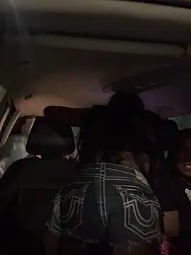 Онлайн чат XXX sevynsexysinss