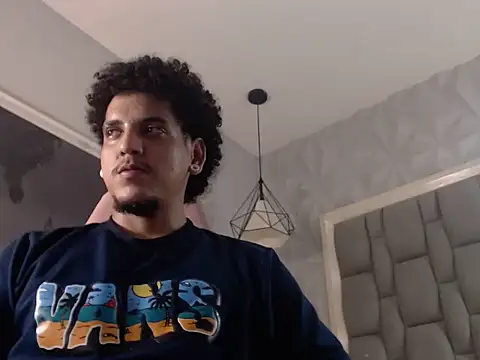 Xfire_boy69 现场XXX聊天