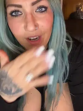 Chat XXX ao vivo de LittleMissEeve