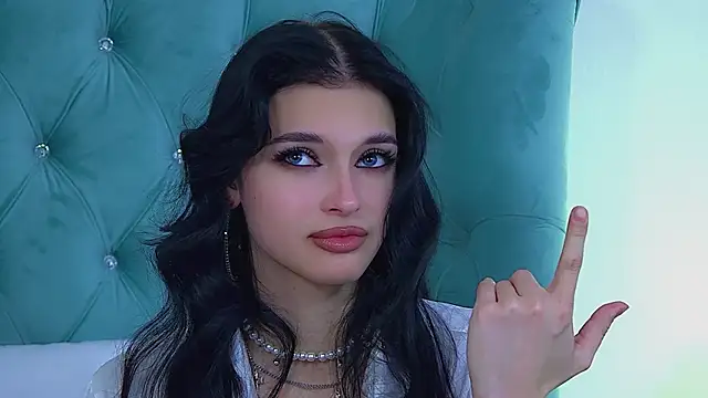 BeverlyMost Live XXX-chat