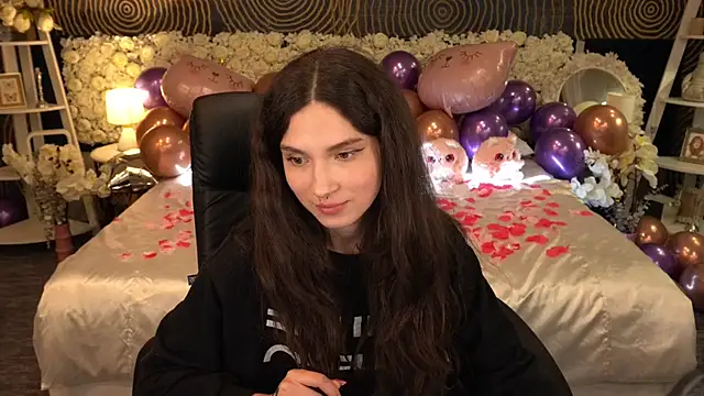 دردشة BabyFlowerr الجنسية المباشرة