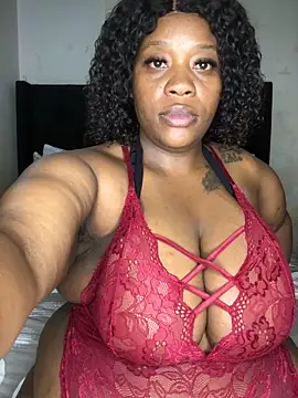 BigJugsCandyxx's Live XXX Chat