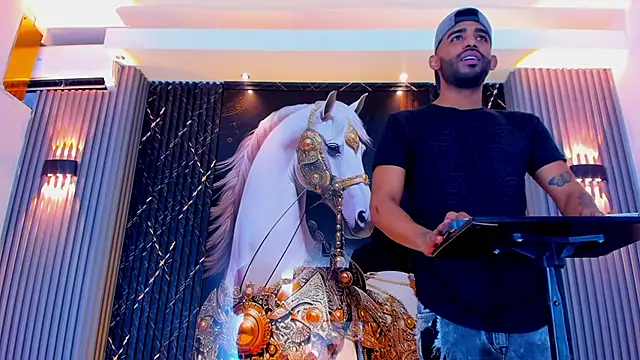 The_Gods_In_Diamonds 웹캠 쇼