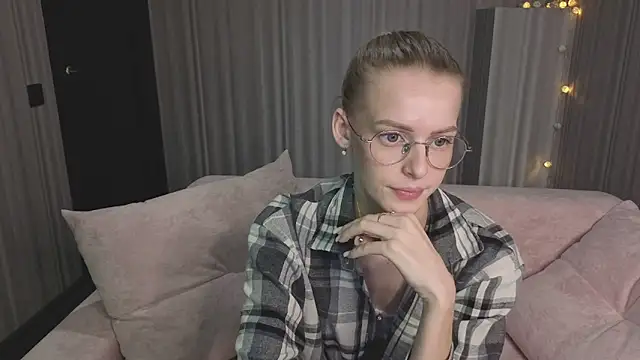 kittie_like18: вебкам-шоу