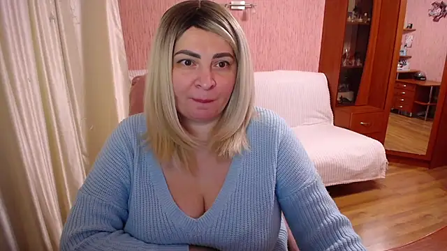 دردشة -MeowMeow الجنسية المباشرة