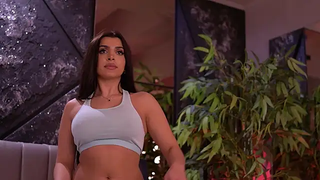 NicoleCellini Adlı Modelin Canlı XXX Sohbeti