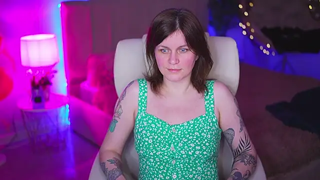 Вебкам-шоу TinaMelt