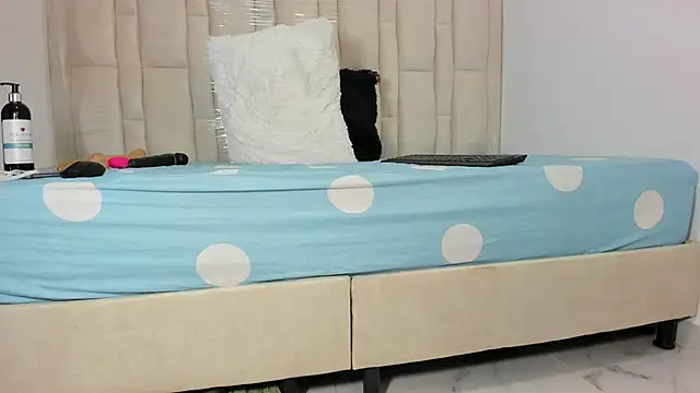 14_Dulce Live XXX Chat