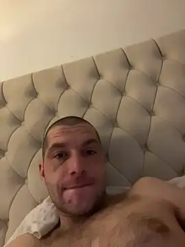 Kinkycouple142 现场XXX聊天