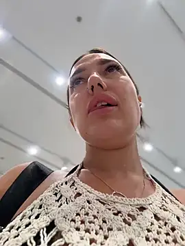 Chat +18 de AleksandraRich ao vivo