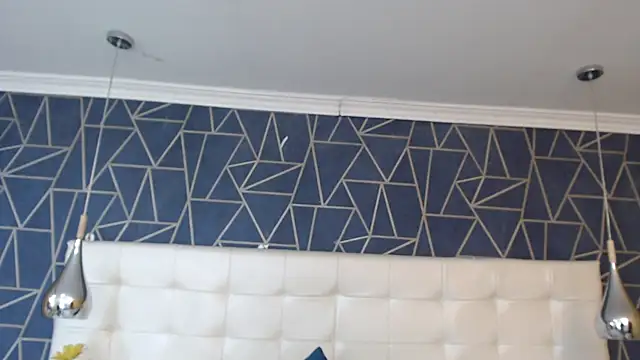 NaomySakura: онлайн-секс-чат