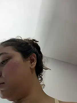 Chatroom XXX en direct de lana_rousse01