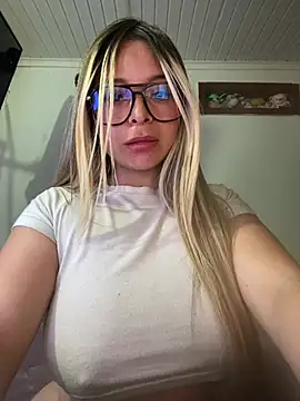 CristalGmez 现场XXX聊天