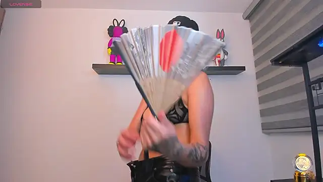 Gangster_GirlのライブXXXチャット