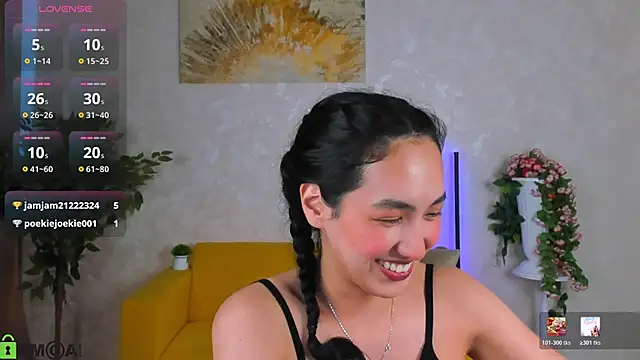 FlirtyAura 现场XXX聊天