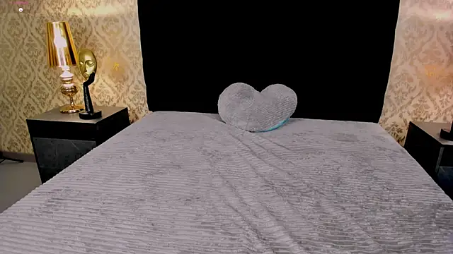 TanyaCastello élő XXX-chatje