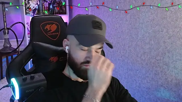 _Mostly_ webkamerás műsora