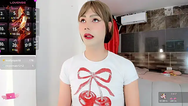 sophiaa_watson: διαδικτυακό σόου στην κάμερα