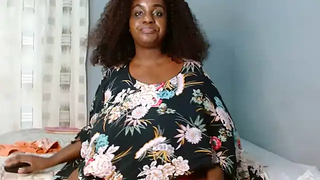 Darkvelvet01 élő XXX-chatje