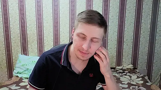 Chatroom XXX en direct de Darien_Brown