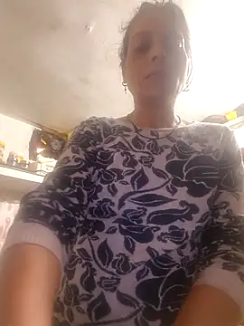 Chat +18 de Neha-Singh2 ao vivo