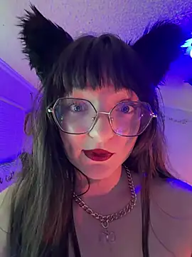 urpuppymoon Live XXX Chat